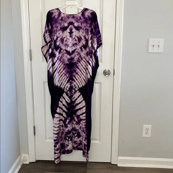 Purple Tie-Dye Caftan Dress - Picture 3 of 3
